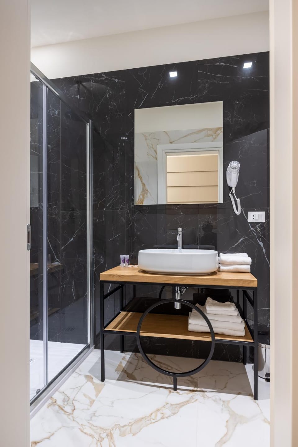 Imperiale Station Suite Bed and Breakfast in Bologna