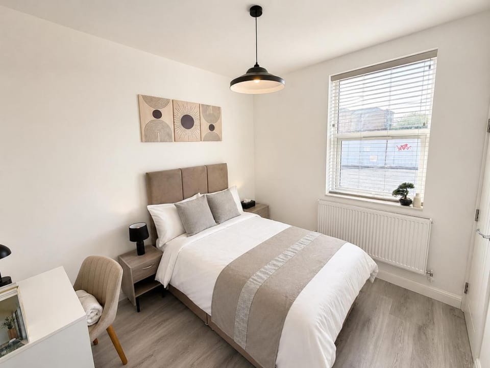 ExecStay - Central Reading - Premium Solo Stays Bed and Breakfast in Reading