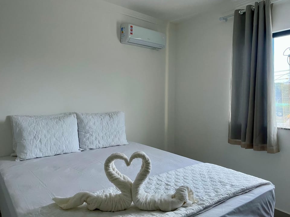 Bed, Photo of the whole room, Bedroom, towels, air conditioner
