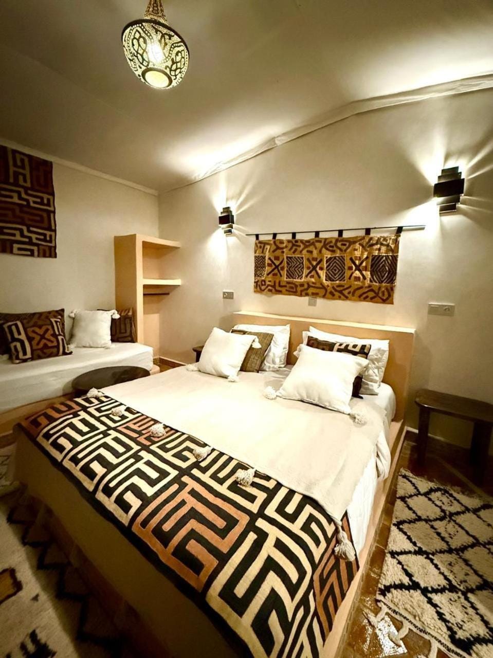 Desert Camp Luxury tent in Morocco