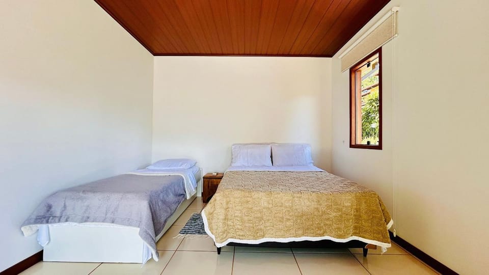 Casa Pomar • São Pedro da Serra House in State of Rio de Janeiro