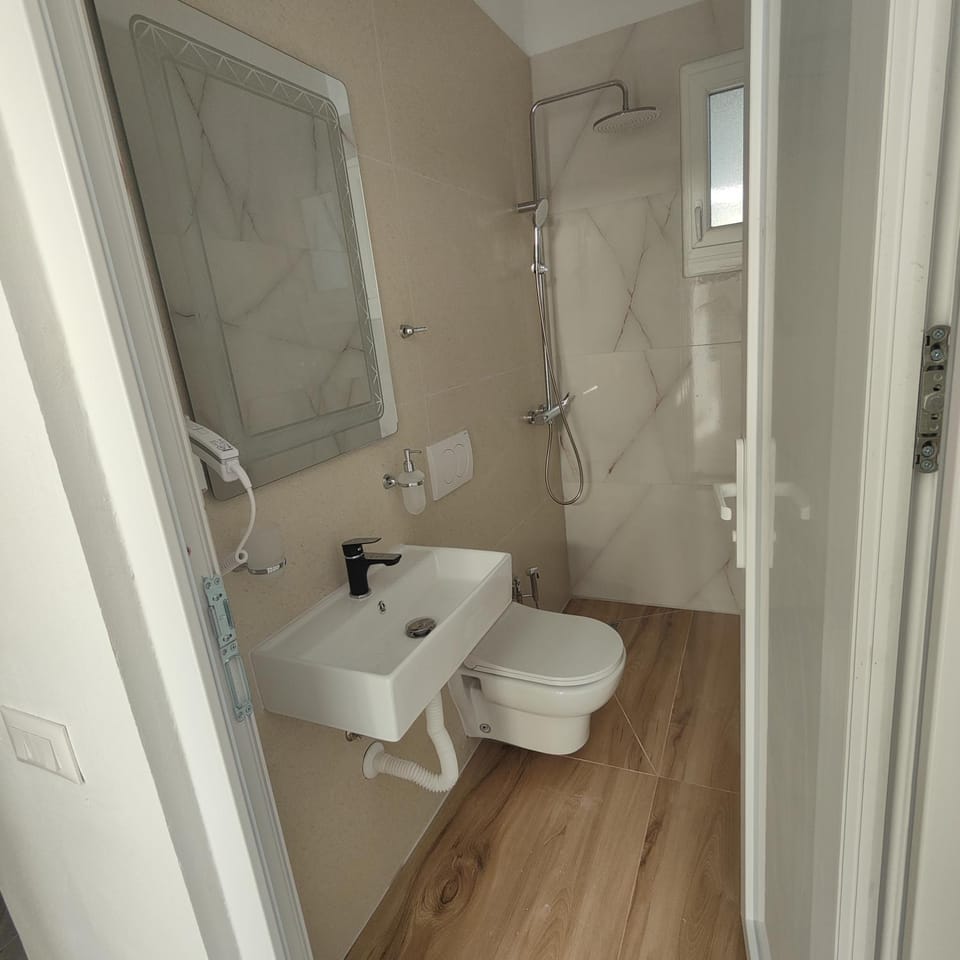 Chambre 4 Bed and Breakfast in Vlorë