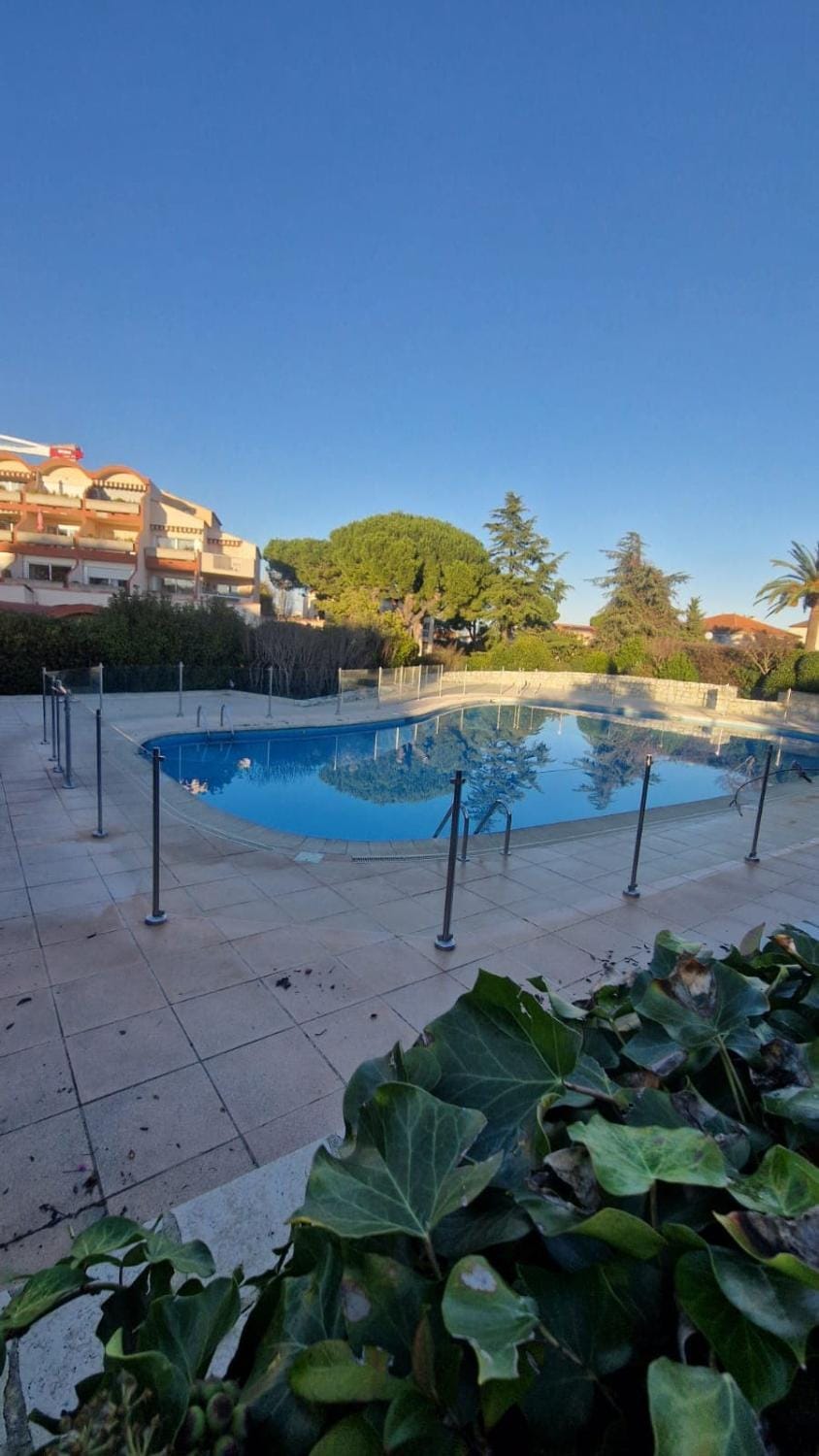La Perle d'Antibes - 2 pièces, vue mer & piscine Apartment in Antibes