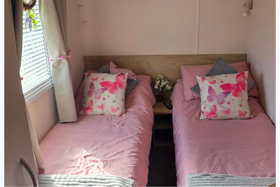 D&T Caravan Hire Southview Holiday Park Skegness House in Skegness