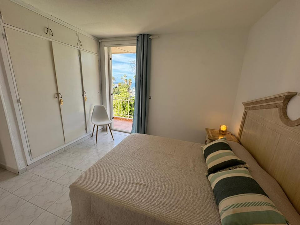 Villa las Américas 4- bedrooms parking private Villa in Playa de las Americas