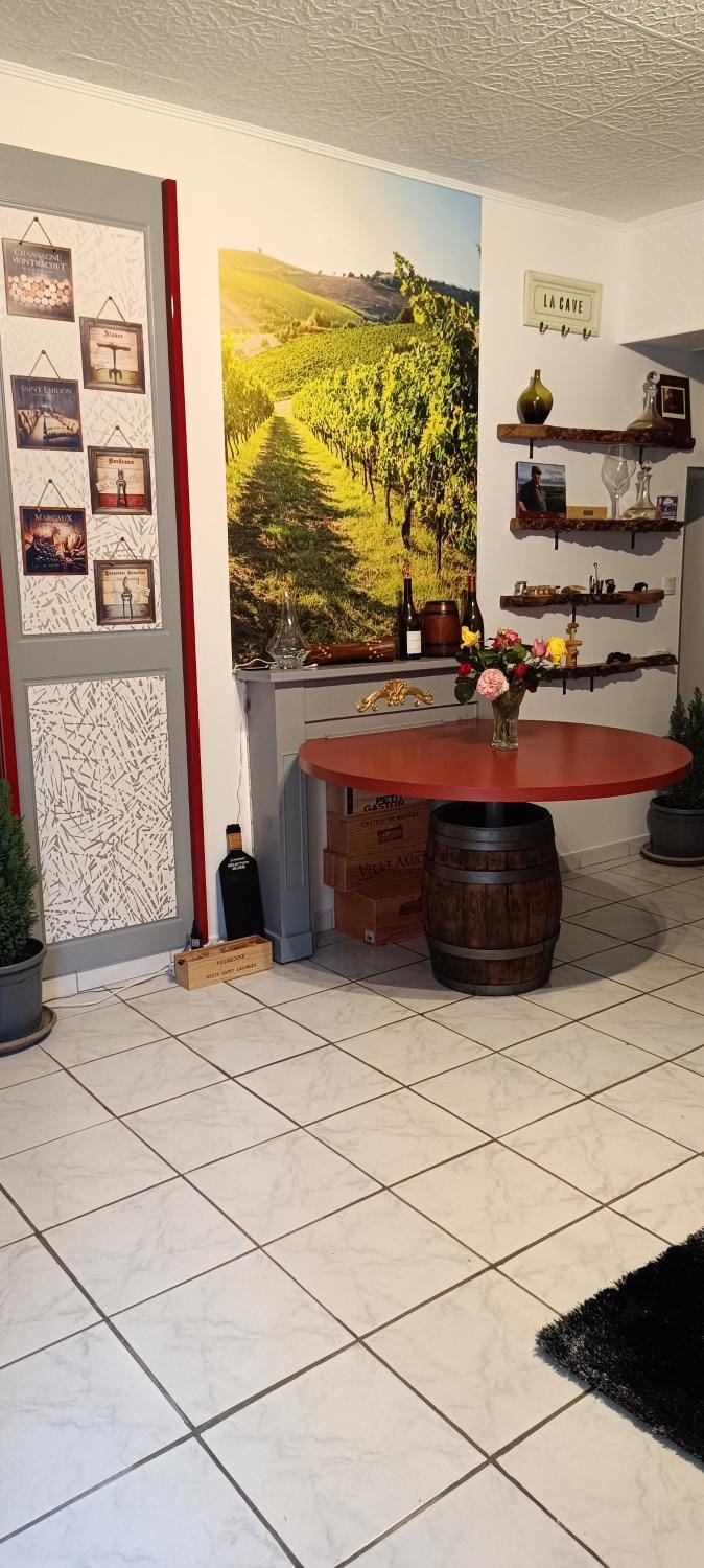 Living room, Lounge or bar