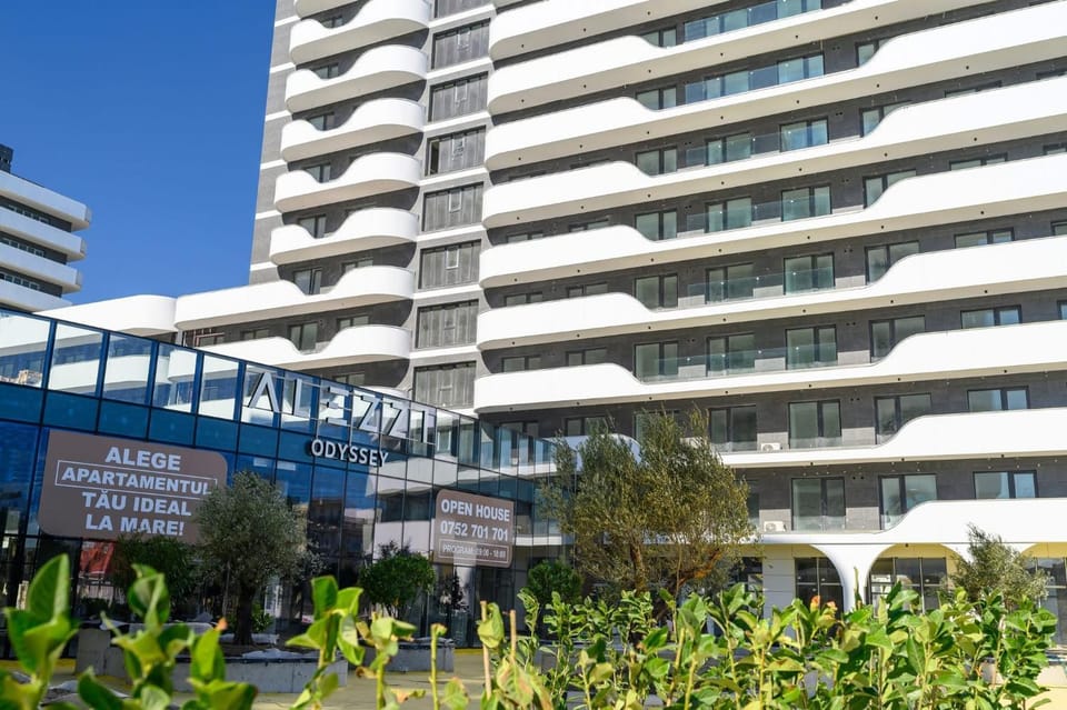 Zyra Safari Pool and Spa Apartment in Constanța County
