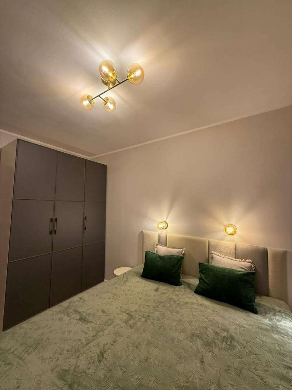 Bed, Bedroom, wardrobe