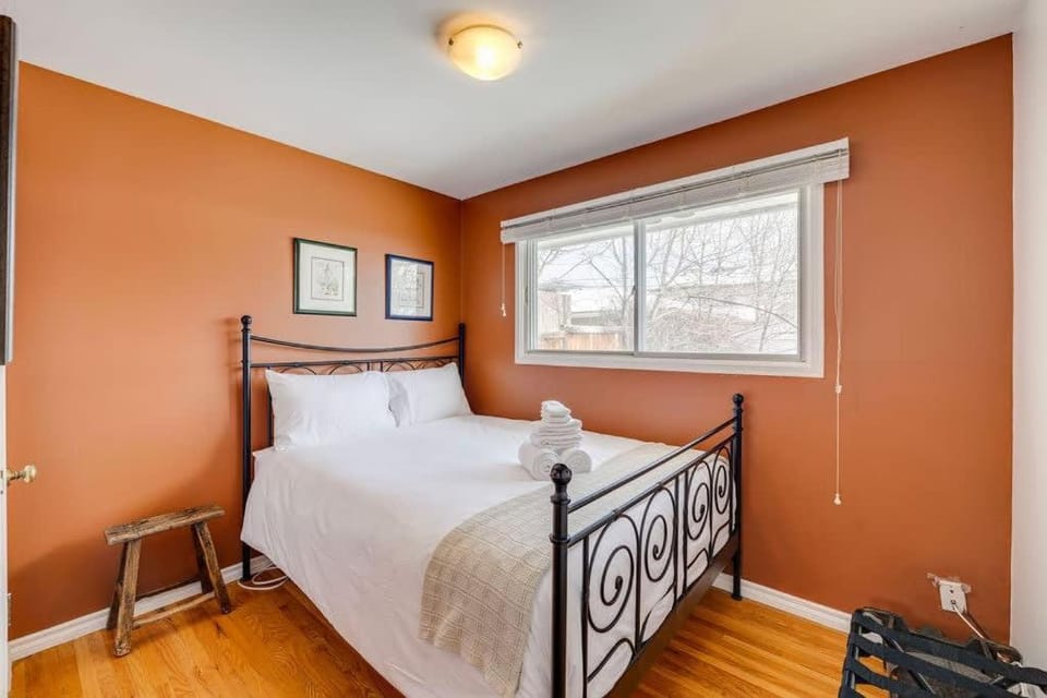 80 min Banff Minutes from Foothills Hospital House in Calgary