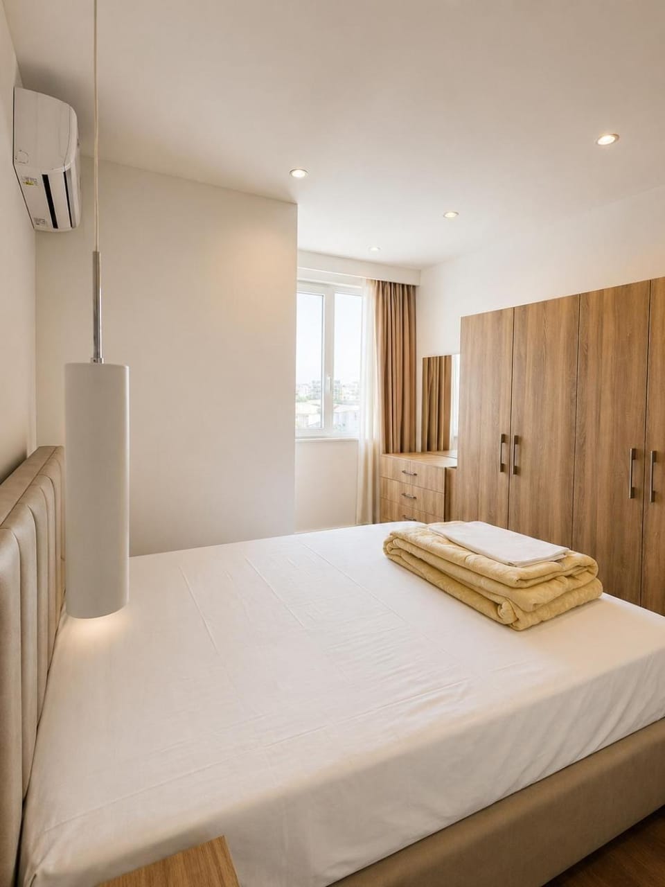 Bed, Bedroom, wardrobe