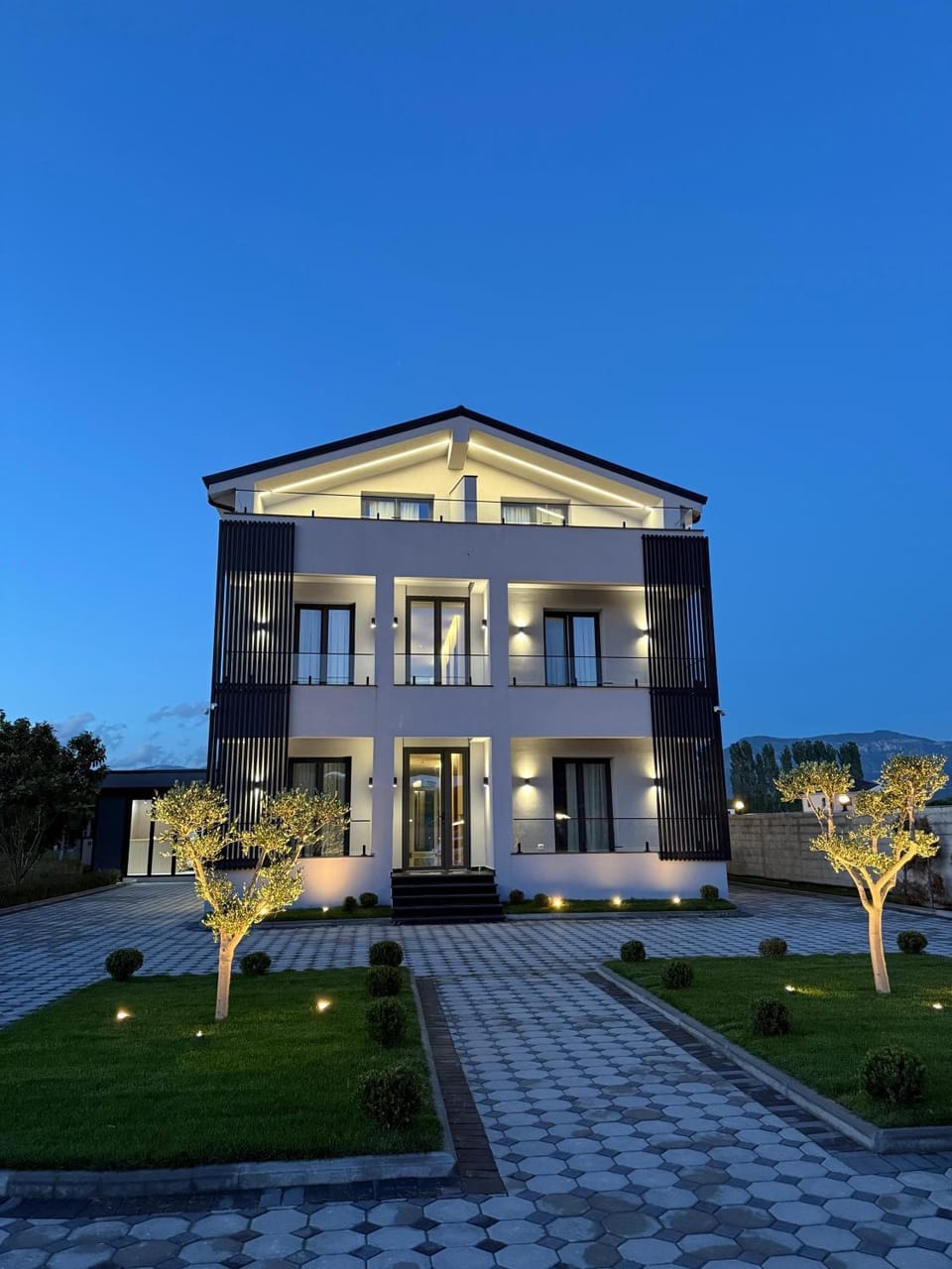 Property building, Garden view