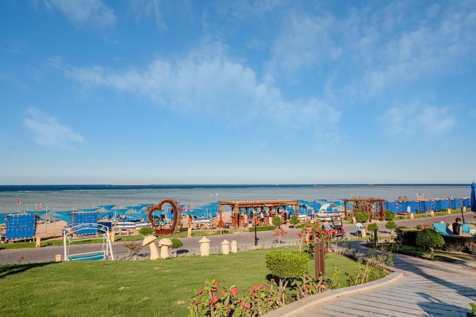 Gravity premium suite, Full resort access, Just for foreigners Apartment in Hurghada