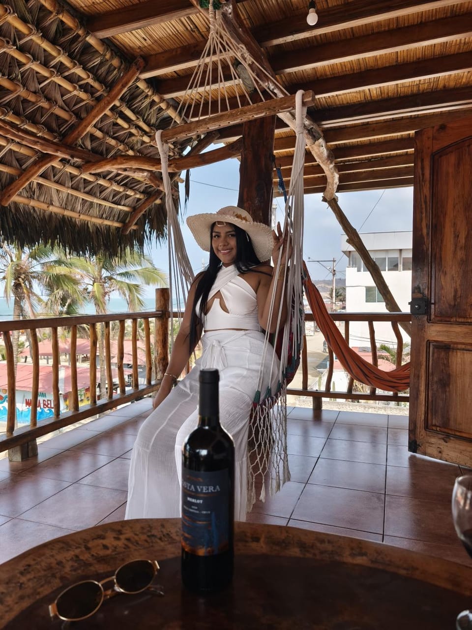 Patio, Day, People, Natural landscape, View (from property/room), Balcony/Terrace, Food and drinks, Drinks, Alcoholic drinks, group of guests