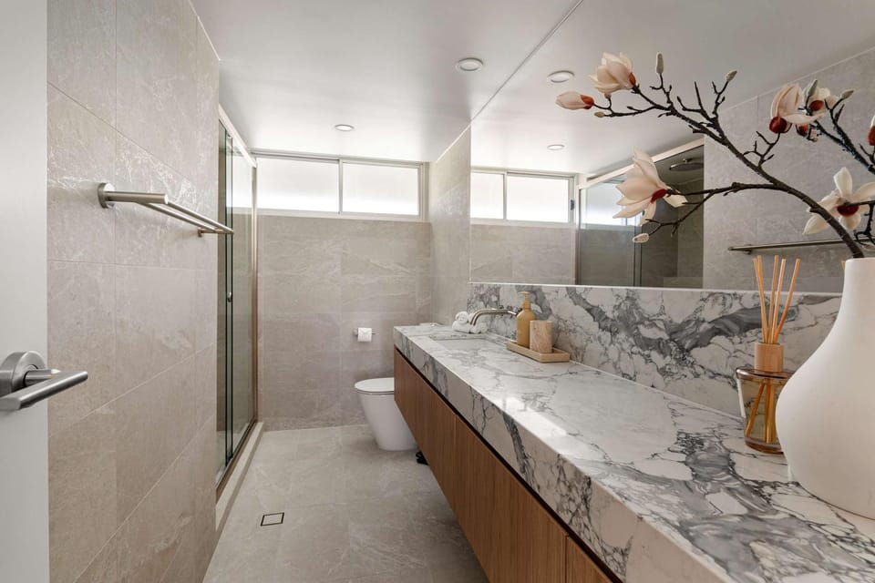 Ember by Khove Apartment in Burleigh Heads