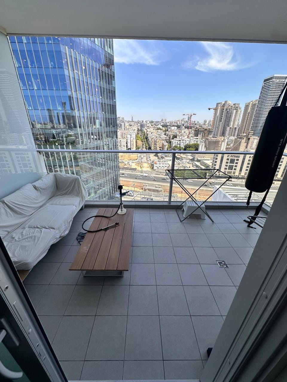 Day, View (from property/room), Balcony/Terrace, Seating area, City view