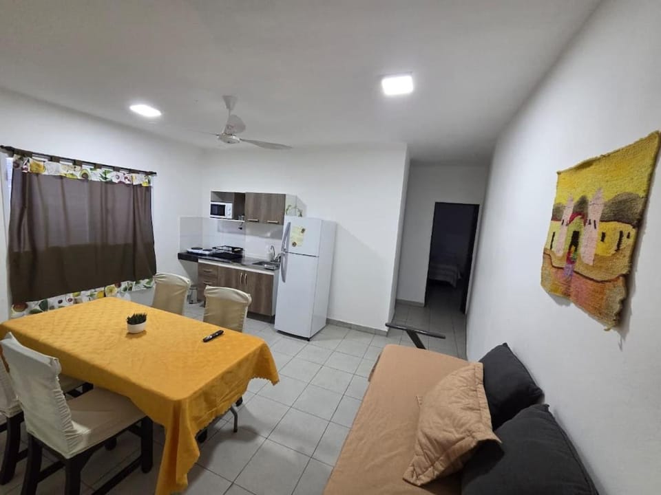 Living room, Seating area, Dining area, stove