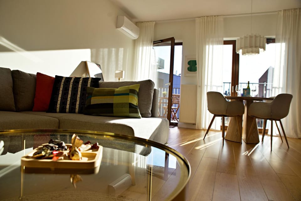 Balcony/Terrace, Living room, Sunset, air conditioner
