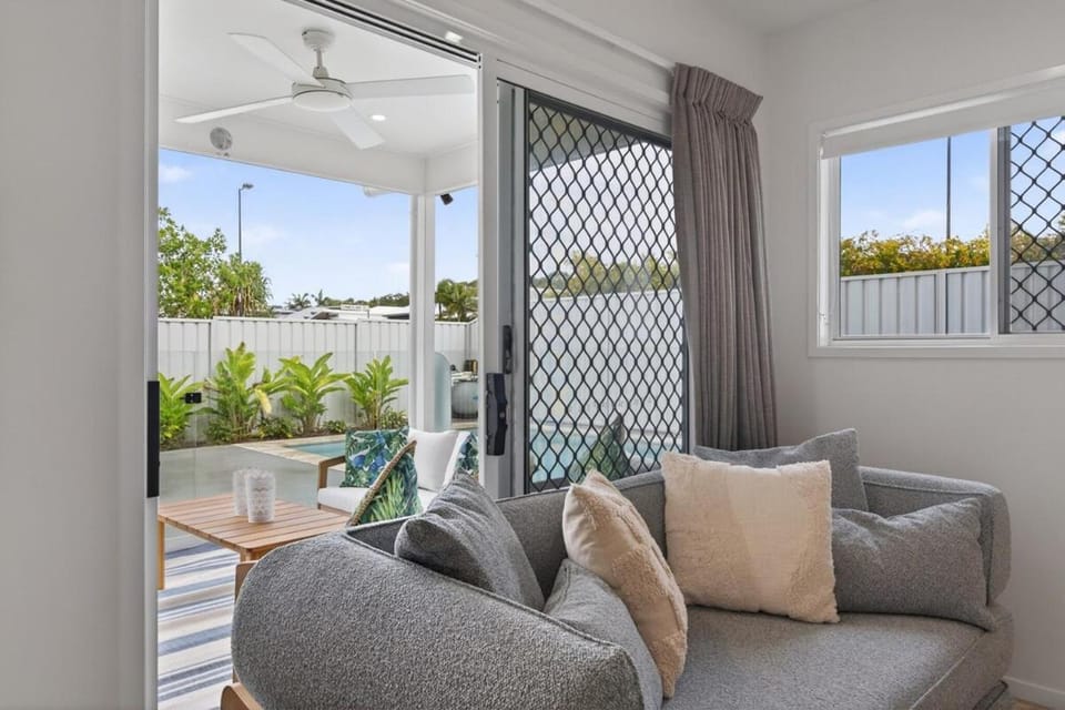Patio, Garden, Living room, Seating area, Garden view