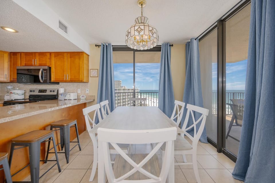 Phoenix V 817 condo Apartment in Orange Beach