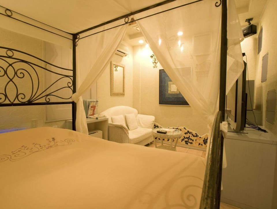 ホテルデジャブ大人専用 Love hotel in Japan