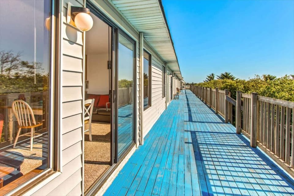 Treasured Cove Condo at Ocean Surf Condo House in Ocean Shores