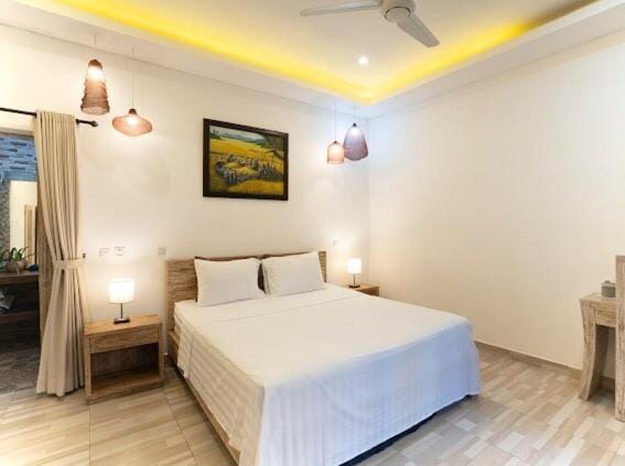 Villa Lelipi, 5 bed, 5 bathroom 5min walk to beach Villa in Kuta