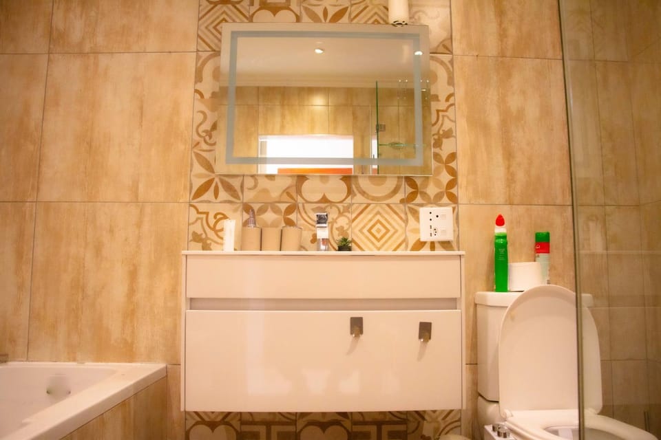 Bathroom, Bath