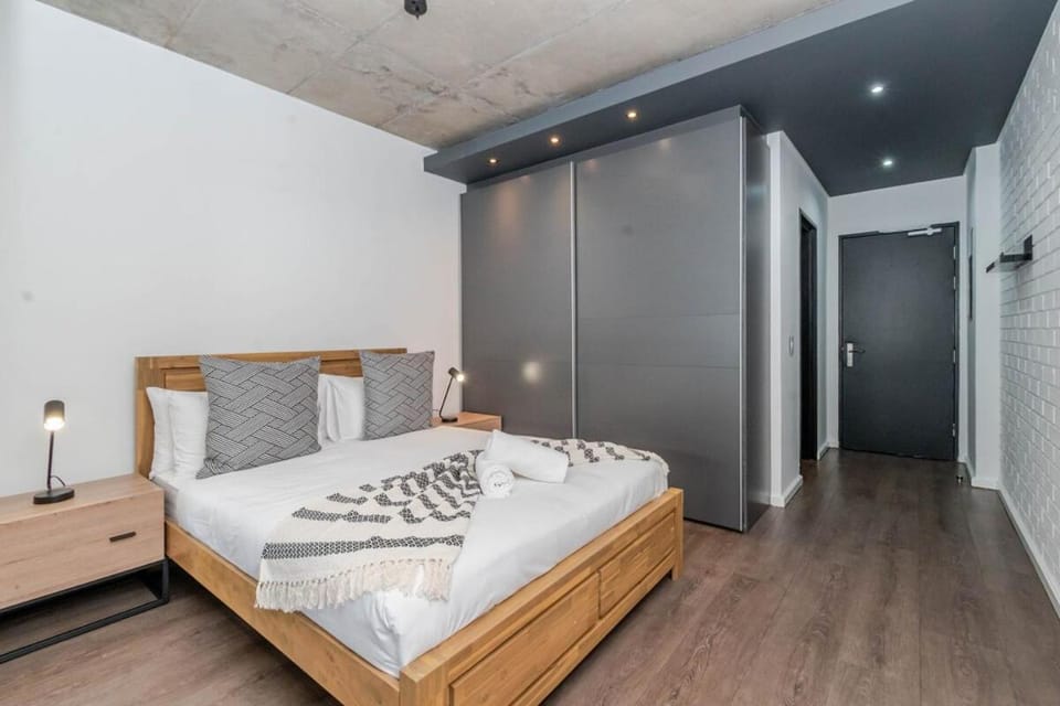 Elegant Studio at the WEX Apartment in Cape Town