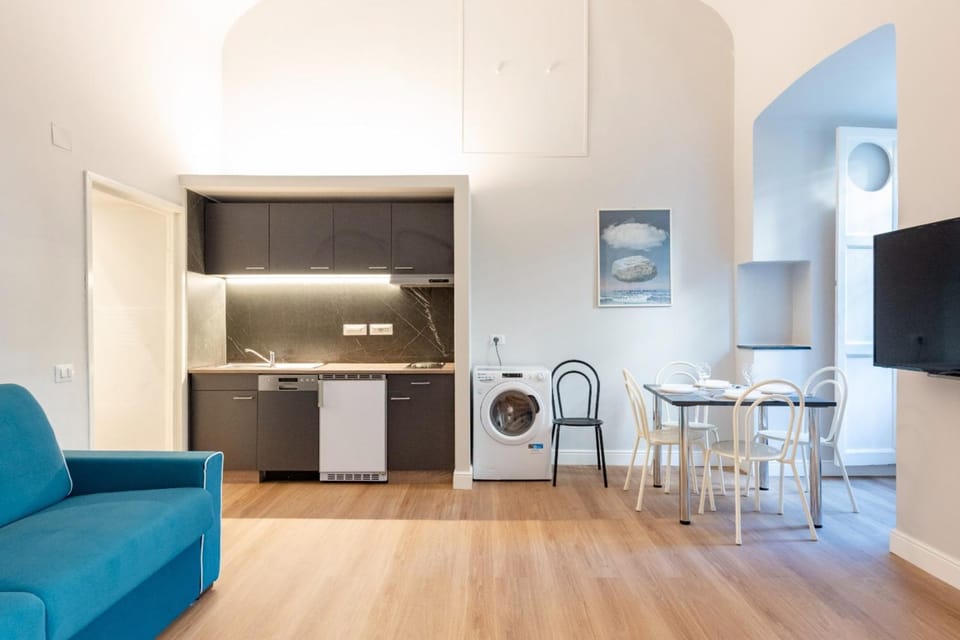Kitchen or kitchenette, Living room
