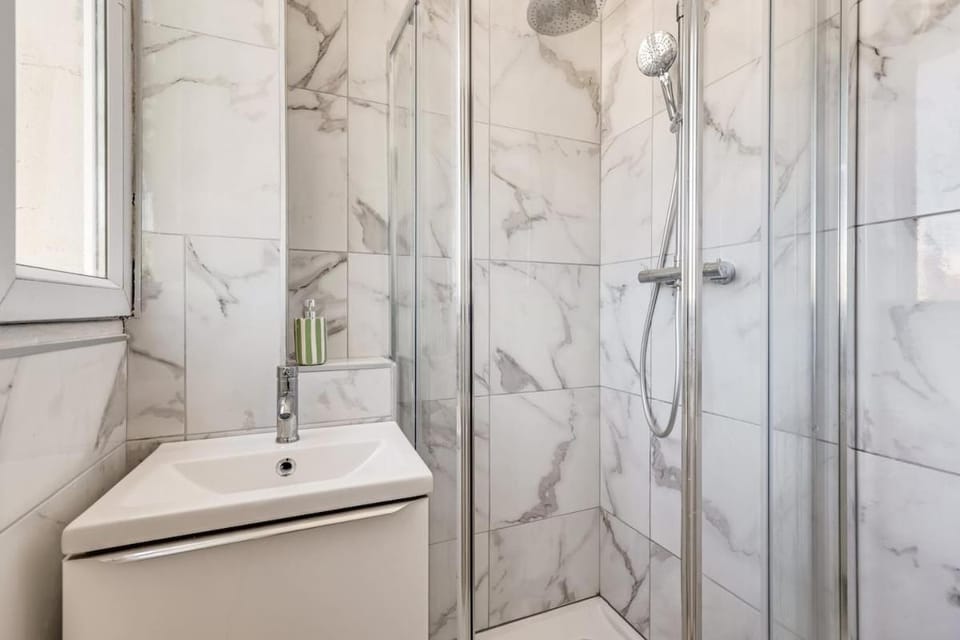 Appartement Suite 32 Apartment in Aubervilliers