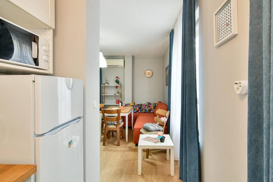 Seating area, microwave, air conditioner