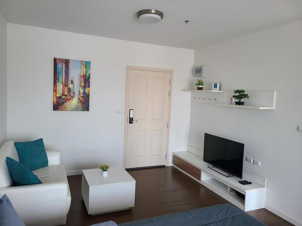 Baan Kiang Fah 10th Quiet and well located condo Apartment in Nong Kae