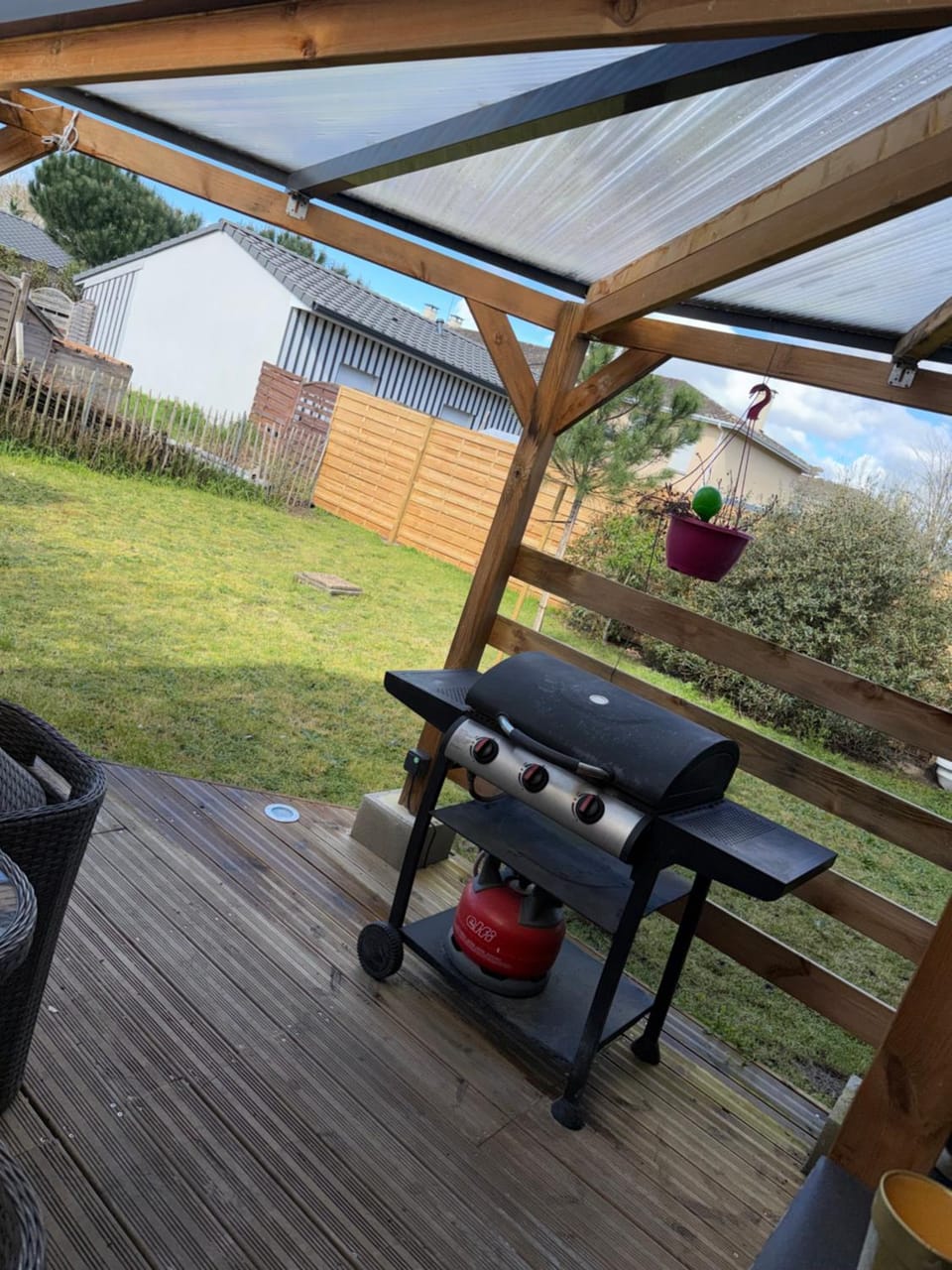 Appartement avec jardin terrasse au calme Apartment in Biganos