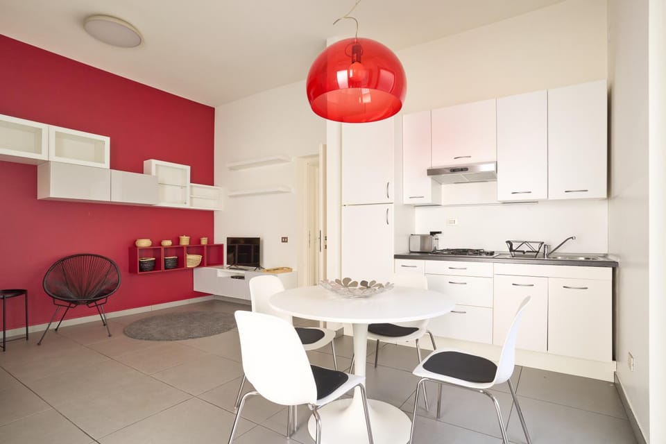 Up to Home - Residenze Milano A20 Apartment in Milan