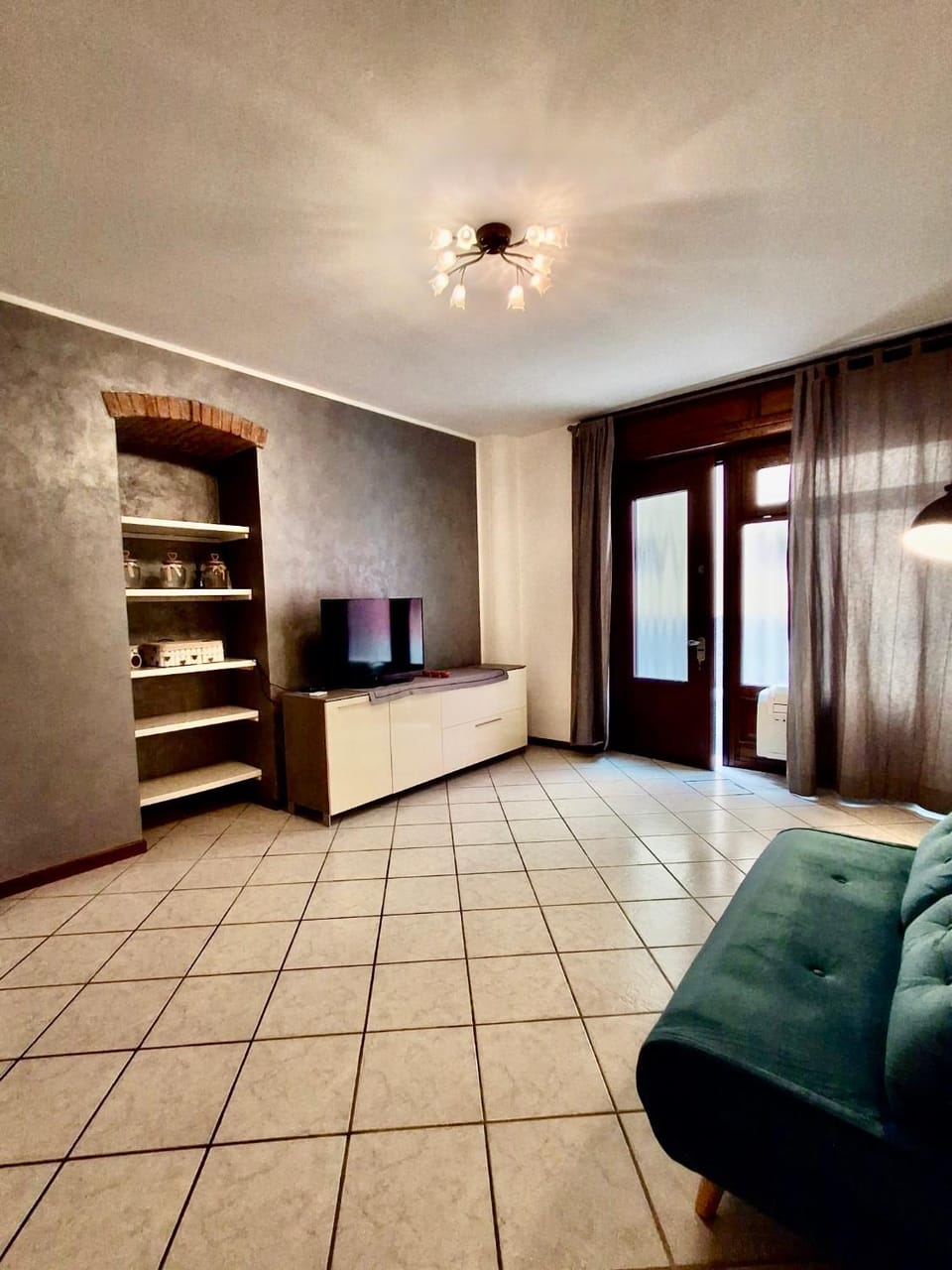 Casa Ambrele Apartment in Salo