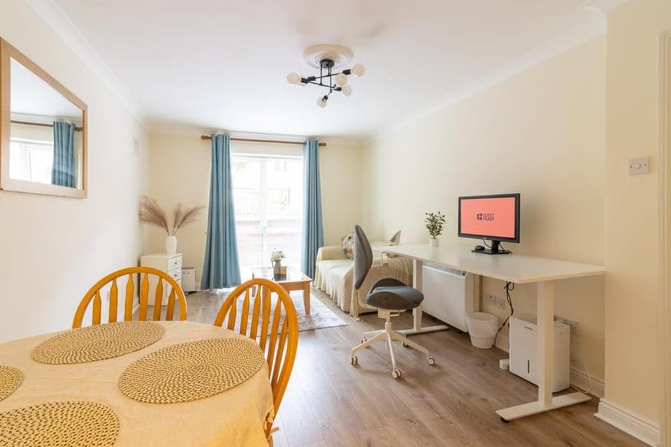 GuestReady - Parkside Retreat with City Charm Apartment in Dublin