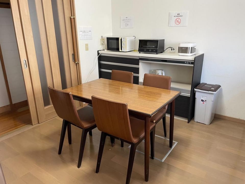 木の家ゲストハウスひたちなか本館 Bed and Breakfast in Japan