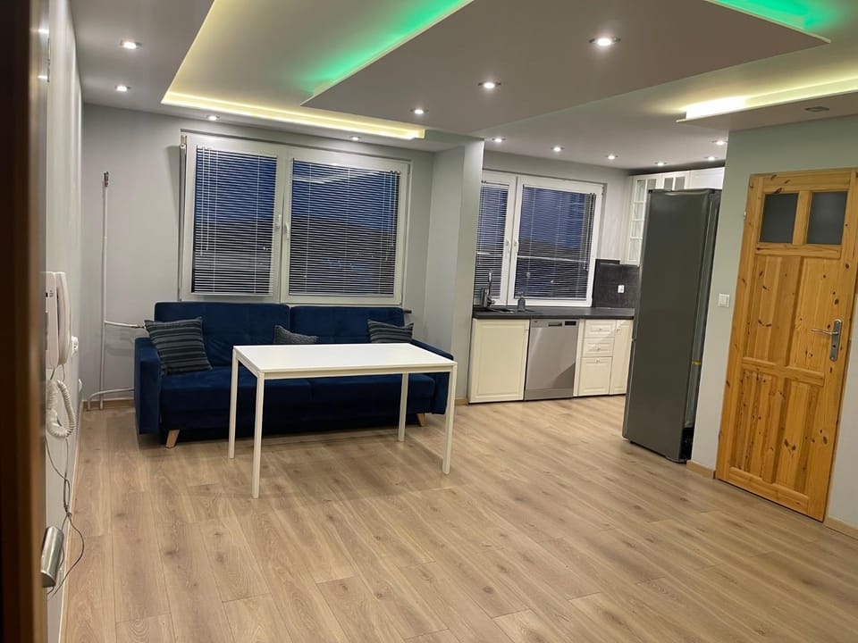 Prestige City - Góry, Jezioro i Lasy Apartment in Lower Silesian Voivodeship