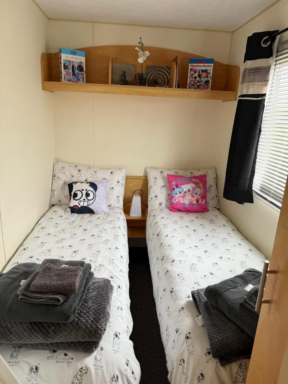 my happy place caravan Campground/ 
RV Resort in Mablethorpe