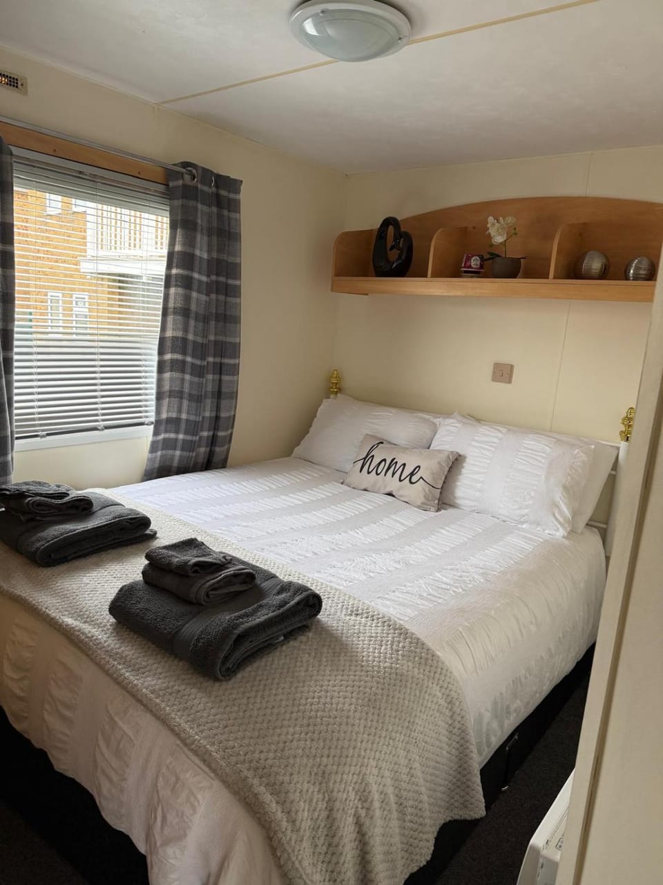 my happy place caravan Campground/ 
RV Resort in Mablethorpe