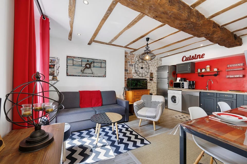 Property building, Living room