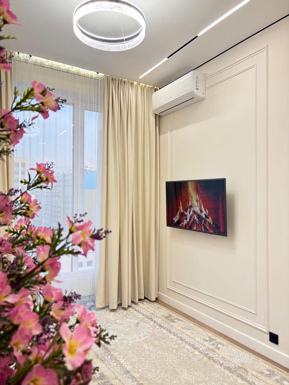 Gorgeous Apartment & City Center & Уютные Апартаменты в Сердце Города Алматы Apartment in Almaty