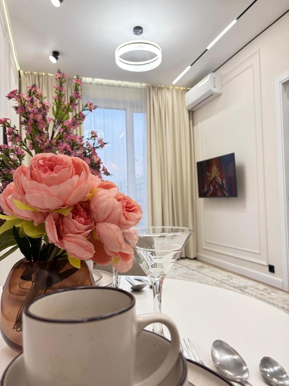 Gorgeous Apartment & City Center & Уютные Апартаменты в Сердце Города Алматы Apartment in Almaty