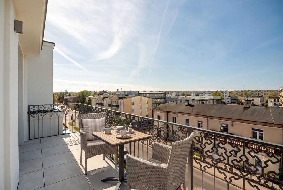 Day, Balcony/Terrace