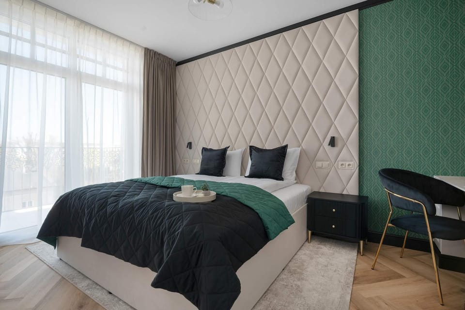 Bed, Photo of the whole room, Seating area, Bedroom, pet friendly