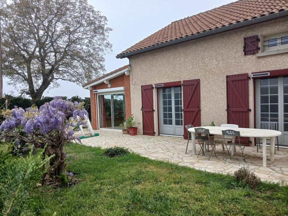 Chez Ninon et Alain - 1 chambre Apartment in Occitanie