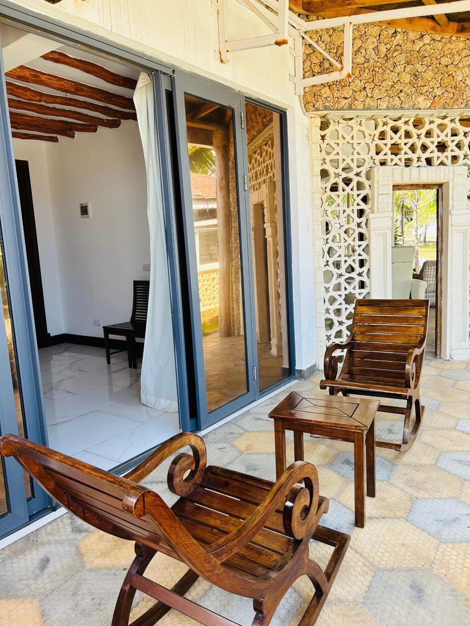 Beach front villa Chalet in Malindi