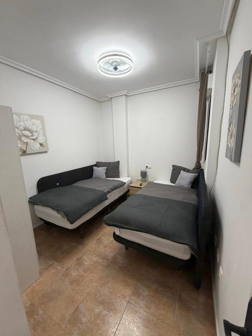 Diamond Apartman - Los Locos Beachfront Apartment in Torrevieja