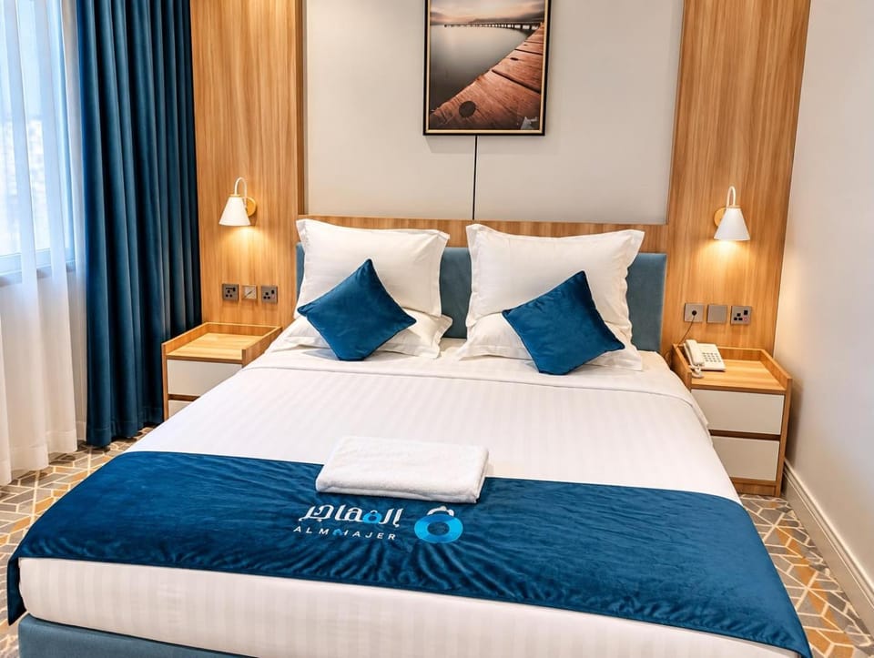 Bed, Day, Bedroom