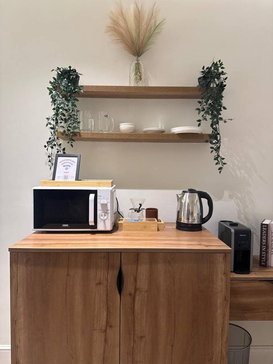 Coffee/tea facilities, Kitchen or kitchenette, minibar, toaster
